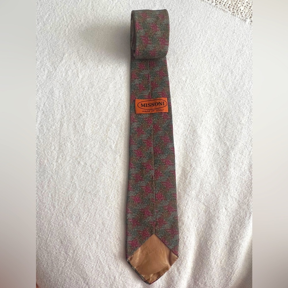 VINTAGE 100% Silk MISSONI Italian Classic Brown With Purple Tie